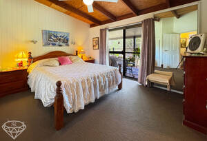 Tranquil Country Living on 19 Acres image 15