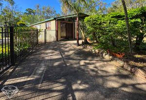 Escape to Serenity: Spacious 3 bed, 1 bath acreage in Apple Tree Creek. Privacy and tranquility await. Don't miss out! image 24