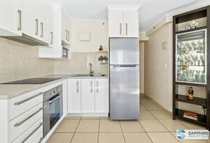 Welcome to Paradise in Biggera Waters. image 3