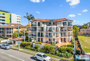 Welcome to Paradise in Biggera Waters. image 2