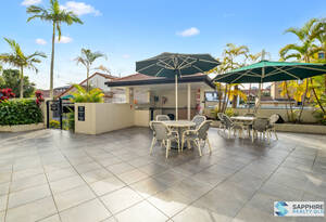 Welcome to Your Dream Waterfront Apartment in Biggera Waters image 20