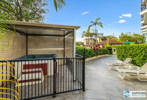 Welcome to Your Dream Waterfront Apartment in Biggera Waters image 19