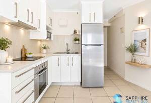 Welcome to Paradise in Biggera Waters. image 4