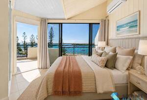 Welcome to Paradise in Biggera Waters. image 11