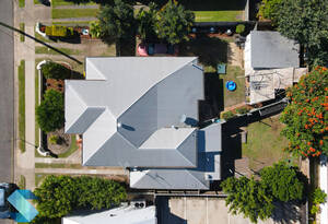 RENOVATORS DREAM in Bundaberg South...DUAL LIVING image 4