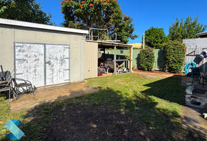 RENOVATORS DREAM in Bundaberg South...DUAL LIVING image 7