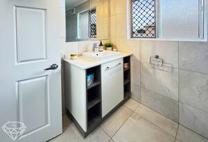 Live the ultimate Queensland lifestyle in this stunning 3 bedroom house with a pool, entertainment area, and rumpus room in Burnett Heads image 21