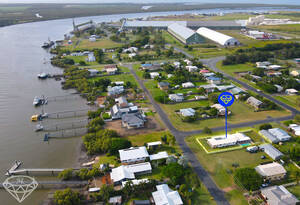 Live the ultimate Queensland lifestyle in this stunning 3 bedroom house with a pool, entertainment area, and rumpus room in Burnett Heads image 2