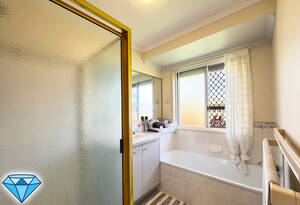 Spacious Family Haven in Peaceful Avoca - AVAILABLE NOW! image 13