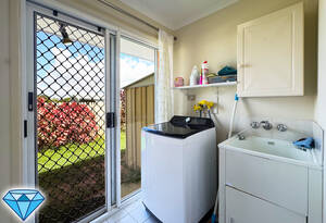 Spacious Family Haven in Peaceful Avoca - AVAILABLE NOW! image 18