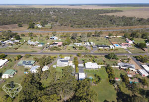 Experience luxury living in this stunning 3 bed, 2 bath Branyan home with pool, sheds, and 4000 sqm of land. Don't miss out, enquire now! image 24