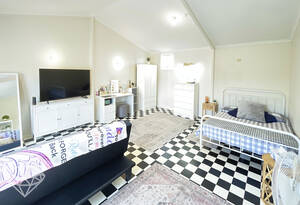 Experience luxury living in this stunning 3 bed, 2 bath Branyan home with pool, sheds, and 4000 sqm of land. Don't miss out, enquire now! image 27