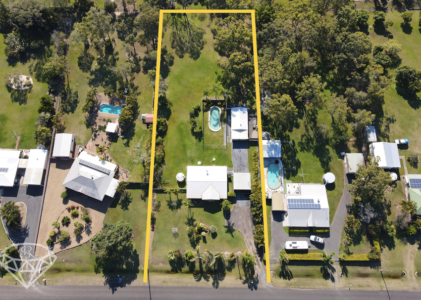 Experience luxury living in this stunning 3 bed, 2 bath Branyan home with pool, sheds, and 4000 sqm of land. Don't miss out, enquire now! feature image