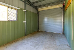 Luxury meets coastal living in this stunning 3-bed, 2-bath house in Moore Park Beach. Enjoy the pool, sheds, and study, with A/C for ultimate comfort. image 21