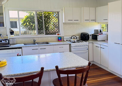 2 bed, PLUS study, 1.5 bath tucked away on a corner block in Kepnock! image 2