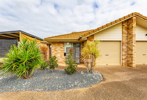 Great Location ..Private image 3