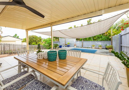 Great Location ..Private image 2