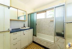 Charming Family Home with Spacious Living in North Bundaberg image 12