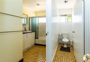 Charming Family Home with Spacious Living in North Bundaberg image 13