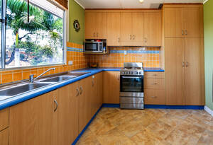 Charming Family Home with Spacious Living in North Bundaberg image 8