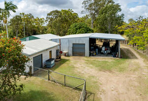 5-Bedroom Home on 6 Acres in Gooburrum image 4
