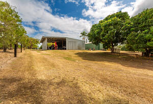 5-Bedroom Home on 6 Acres in Gooburrum image 12