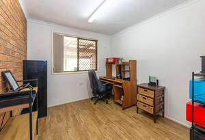 5-Bedroom Home on 6 Acres in Gooburrum image 34