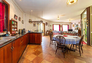 Stand out from the rest- in this unique home in South Bingera..Don't miss this opportunity to create your perfect space. image 5