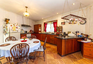 Stand out from the rest- in this unique home in South Bingera..Don't miss this opportunity to create your perfect space. image 9