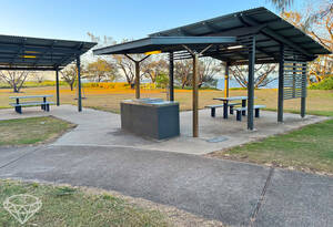 Live the ultimate beach lifestyle in this 2 bedroom, 3 bathroom townhouse in Moore Park Beach! image 30