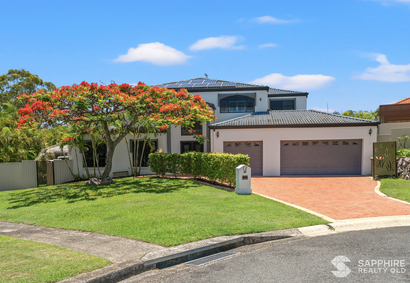 Thumbnail: "Step Into Your Dream! 6-Bedroom Arundel Oasis – "This home has just been completely transformed!