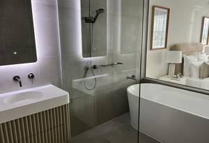 Athena Quays - 3 bedroom - Study - "Apartment Deal of The Year" - Superb Architecture - Make an Offer image 11