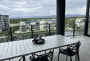 Athena Quays - 3 bedroom - Study - "Apartment Deal of The Year" - Superb Architecture - Make an Offer image 12