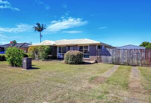 Welcome to your dream home in the suburb of Thabeban! image 1