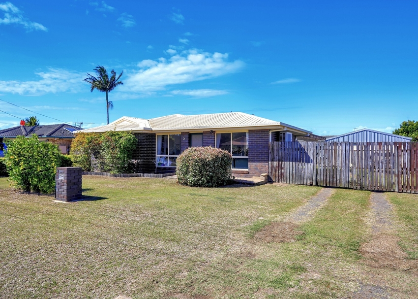 Welcome to your dream home in the suburb of Thabeban! feature image