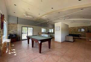 Beachfront Bliss in Clairview – Fully Furnished Coastal Retreat image 7