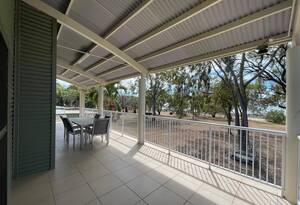 Beachfront Bliss in Clairview – Fully Furnished Coastal Retreat image 17