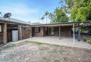 Space for the Whole Family – 5 Beds, Modern Kitchen, Big Block image 14