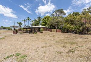 Space for the Whole Family – 5 Beds, Modern Kitchen, Big Block image 16