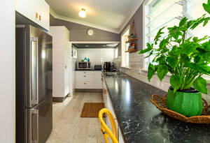 Perfect for First Home or Investment Portfolio image 5