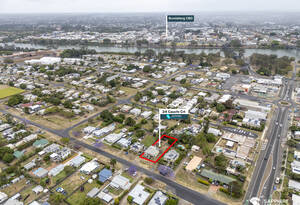 Two-Story Family Favourite with Room to Move image 18