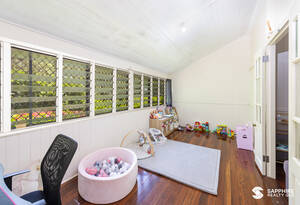 Timeless Charm with Modern Style in the Heart of Bundaberg image 6