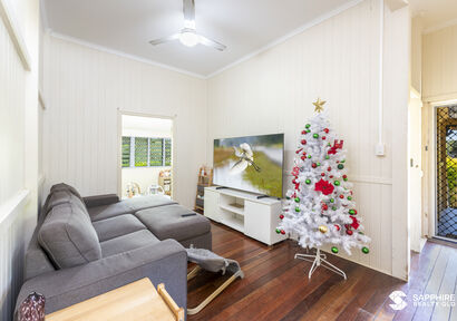 Timeless Charm with Modern Style in the Heart of Bundaberg image 2