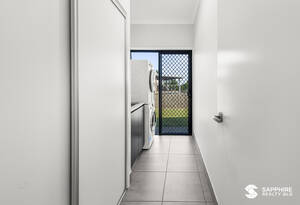 🌴 Qunaba Lifestyle - Half an Acre, Shed/Workspace, Beach Moments Away image 19