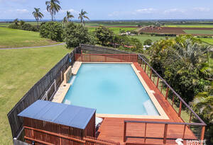 Unmatched Panoramic Views From One of the Hummock's Finest Locations image 19