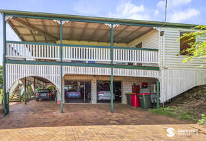 Unmatched Panoramic Views From One of the Hummock's Finest Locations image 16