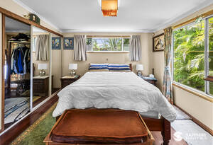 Unmatched Panoramic Views From One of the Hummock's Finest Locations image 11