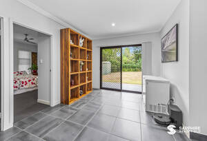 Stunning Moore Park Beach Home -Just a Walk to the Beach image 27