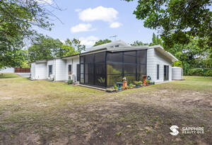 Stunning Moore Park Beach Home -Just a Walk to the Beach image 29