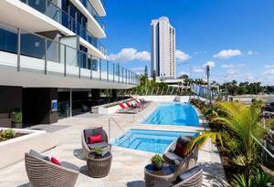 Fully Furnished One-Bedroom Apartment | Surfers Paradise Boulevard image 1